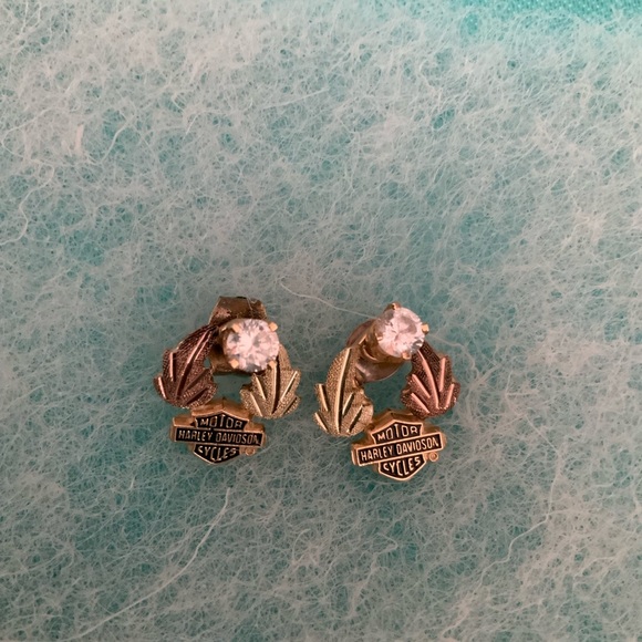 Harley Davidson 10k Gold Bar and Shield Cubic Zirconia Post Earrings - Picture 6 of 6